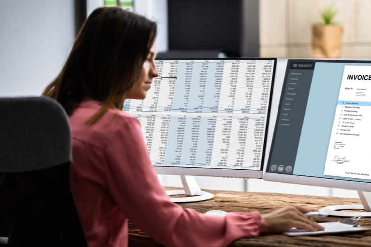 woman working on computer